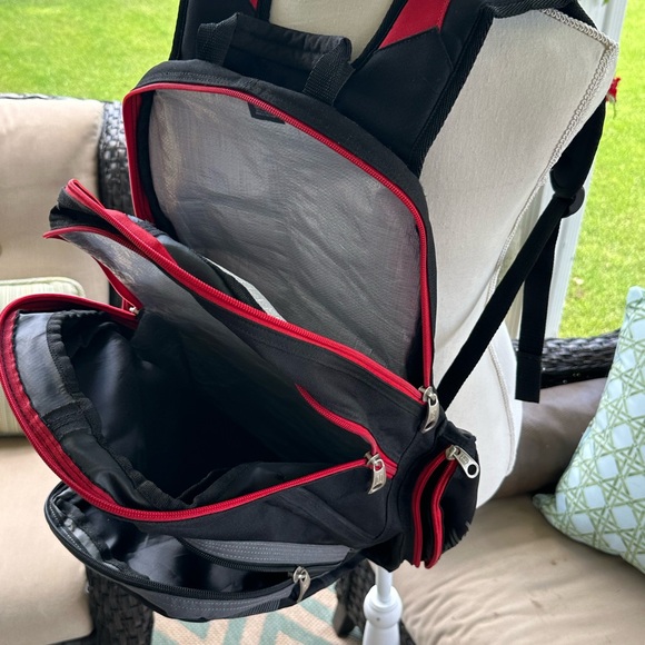 Billabong Black and Red Men's Backpack - Picture 11 of 12